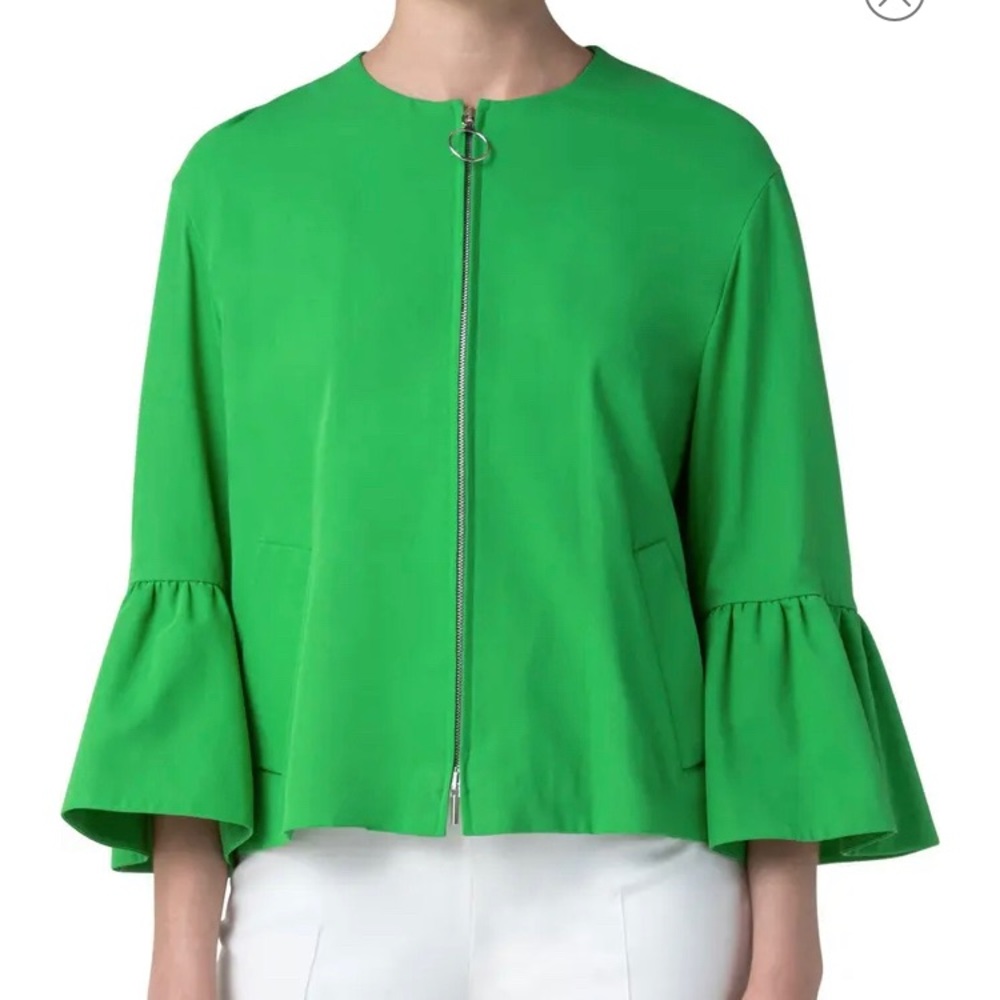Akris Punto Bell-Sleeve Cropped Jacket in a vibrant Kelly Green - Size 4